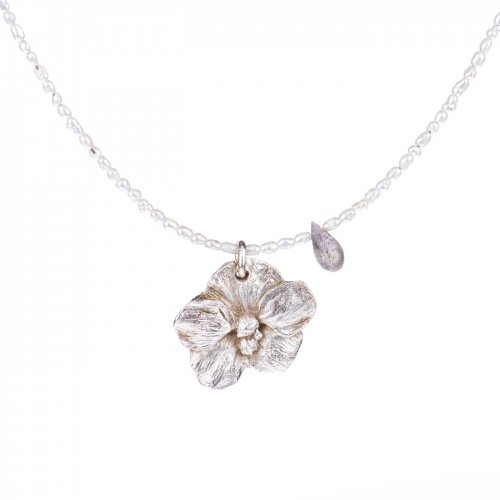 Fresh water pearls necklace with handmade sterling silver flower.